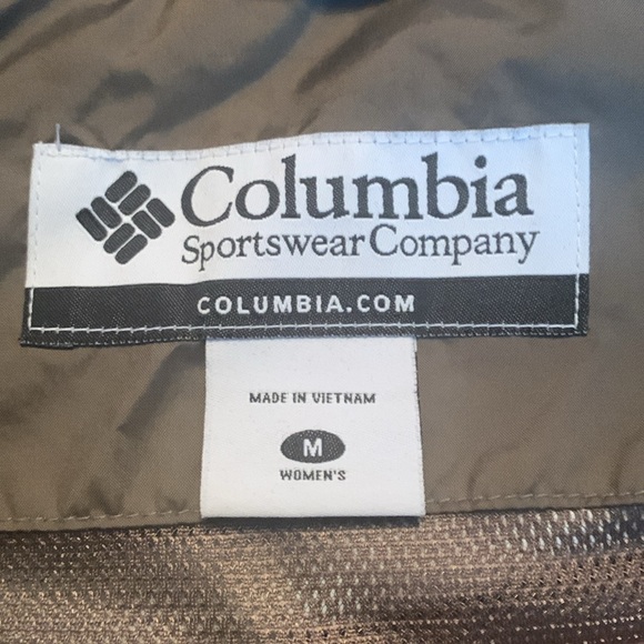 Columbia Women’s Raincoat Size M - Picture 9 of 15